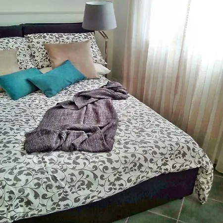 Capo House *